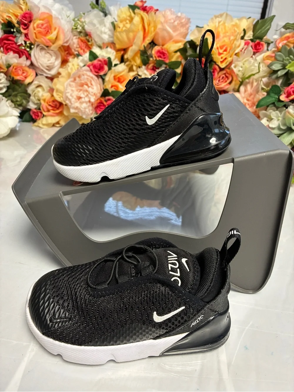 Nike Kids Black and White Air270 Slip-On Sneakers